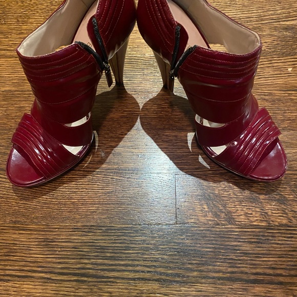 Coye Nokes Red Leather Ankle booties 37 or US 7 - Picture 3 of 6